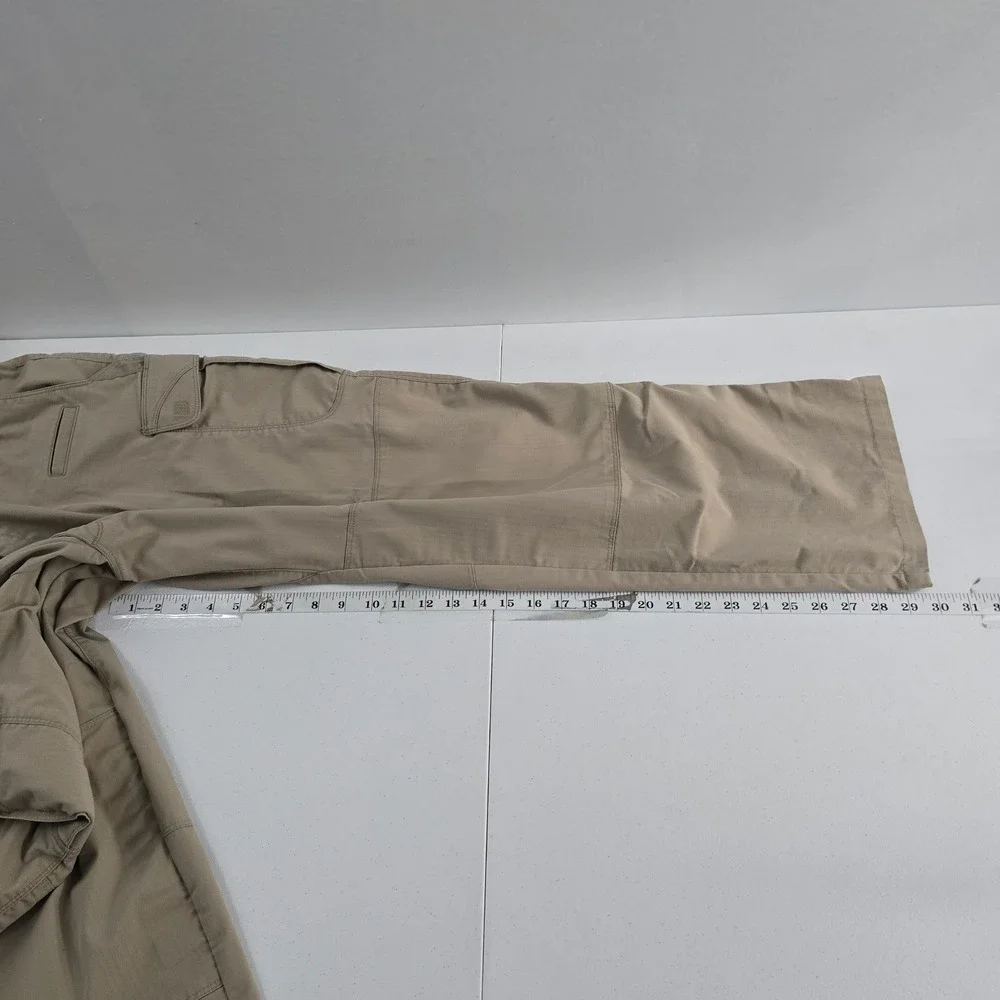 5.11 Tactical Series Men's Tan Cargo Pants US 40/30‎ Work Hiking Outdoor